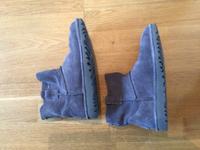 UGG Mini Boots ungefüttert 38 Bayern - Opfenbach Vorschau