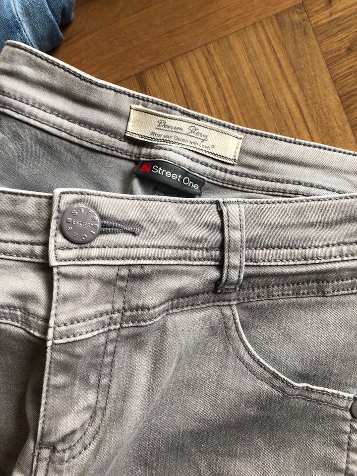 Damen Markenjeans Gr. 27 28 Jeans 36 38 Mac Esprit Tom Tailor in Köln