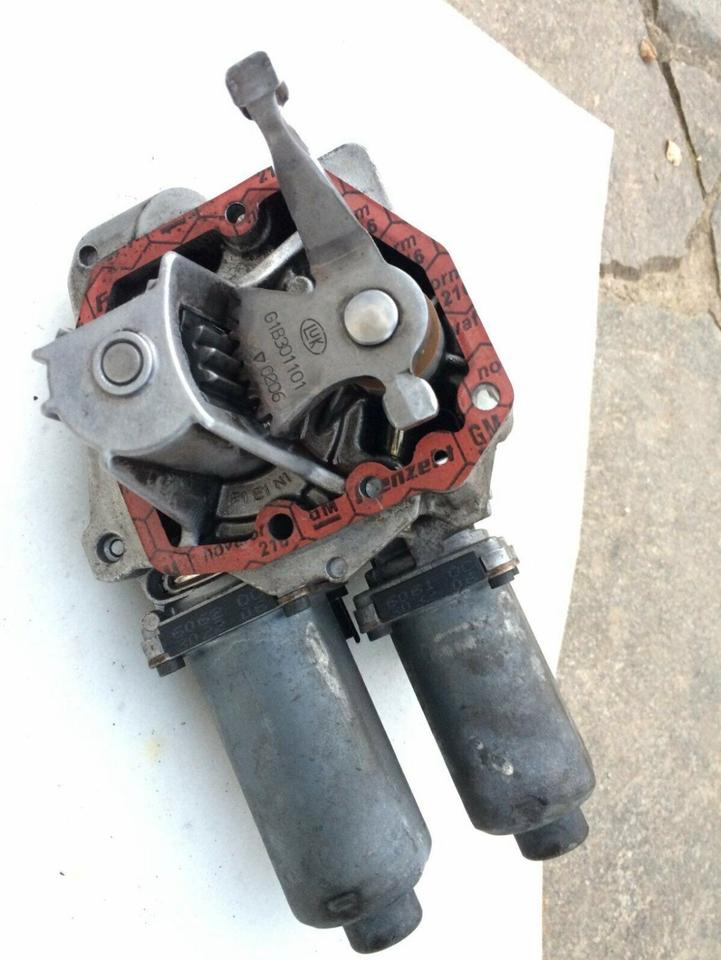 Opel Corsa C,D,Meriva..Schalteinheit Stellmotor Easytronik in Markdorf