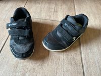 Sneaker Sportschuhe Gr.31 Junge Hallenschuhe Nordrhein-Westfalen - Kerpen Vorschau