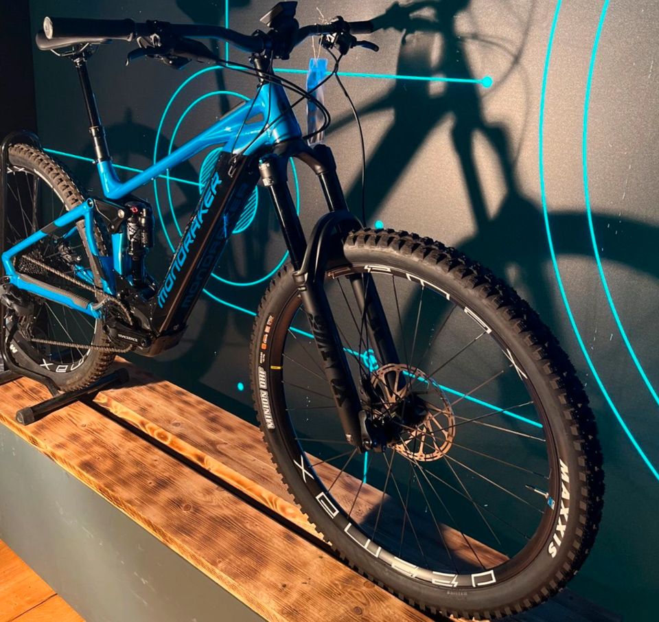 Mondraker Crafty R Blue/Black M *NEU* UVP: 6799€ in Brilon