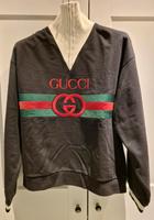 Gucci GG Logo Sweatshirt mit Viertelreißverschluss Marineblau Bayern - Illertissen Vorschau
