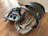 Babyschale cybex Anton 4 mit Isofix Station und Sonnenschutz Hessen - Lampertheim Vorschau