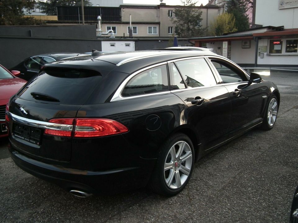 Jaguar XF 2.2 L Diesel Sportbrake in Fürth