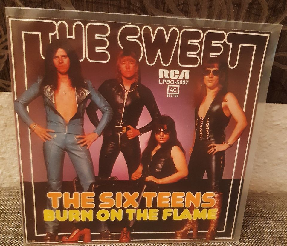 The Sweet The Six Teens / Burn On The Flame 7" Vinyl Single in Berlin