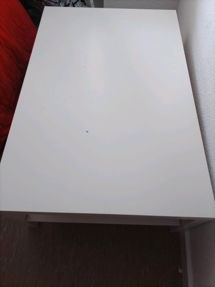 IKEA Couchtisch, Weiß, 118cm 78cm in Hamburg