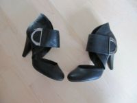 Sexy Pumps ankle schwarz Gr. 38 high heels NEU gothik rockabilly Frankfurt am Main - Niederursel Vorschau