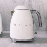 SMEG Wasserkocher 1,7L weiss/lackiert - NEU in OVP Rheinland-Pfalz - Mainz Vorschau