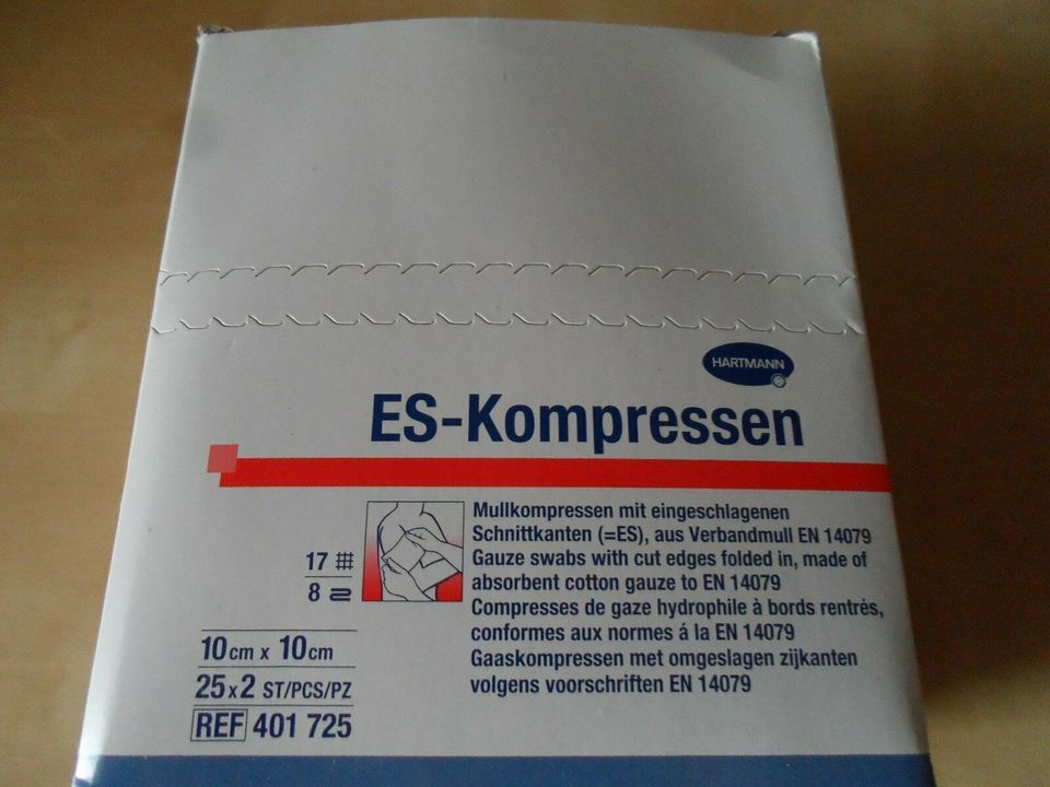 Neu, 100 Stück ES-Kompressen Hartmann, 25 x 2 Stück,10 x 10 cm in Rostock