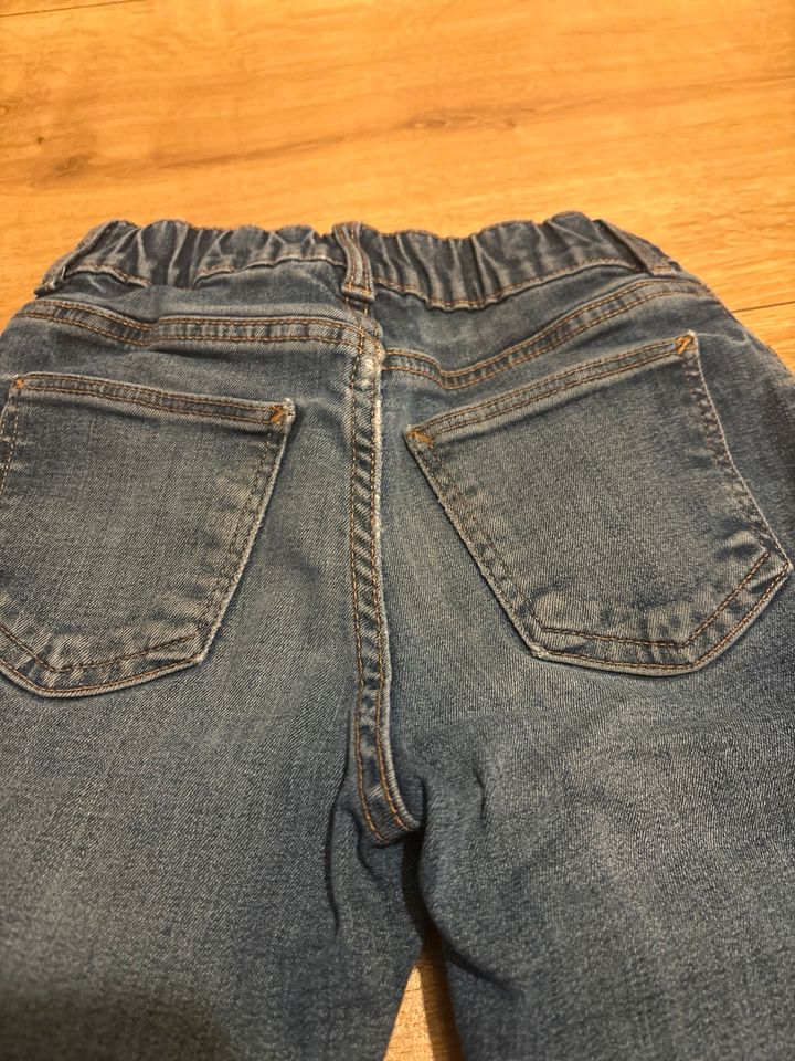 Jeans *H&M* Gr. 134 in Kerpen