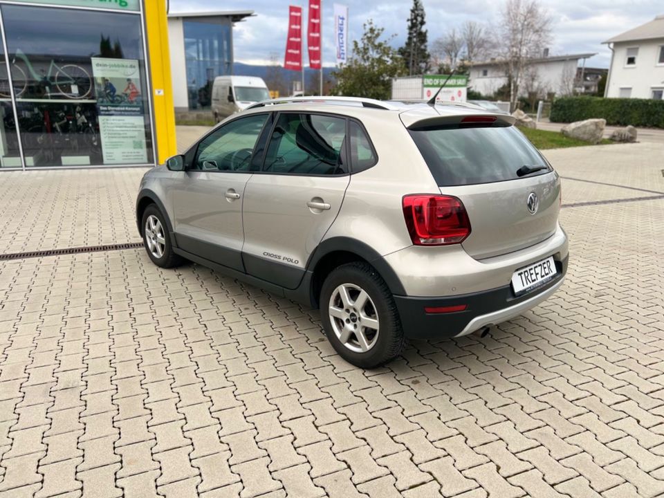 Volkswagen Polo V CrossPolo / Klimaautomatik / Sitzheizung in Bad Krozingen