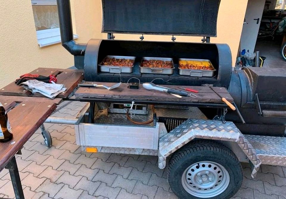 XXL BBQ Smoker Verleih in Griesheim