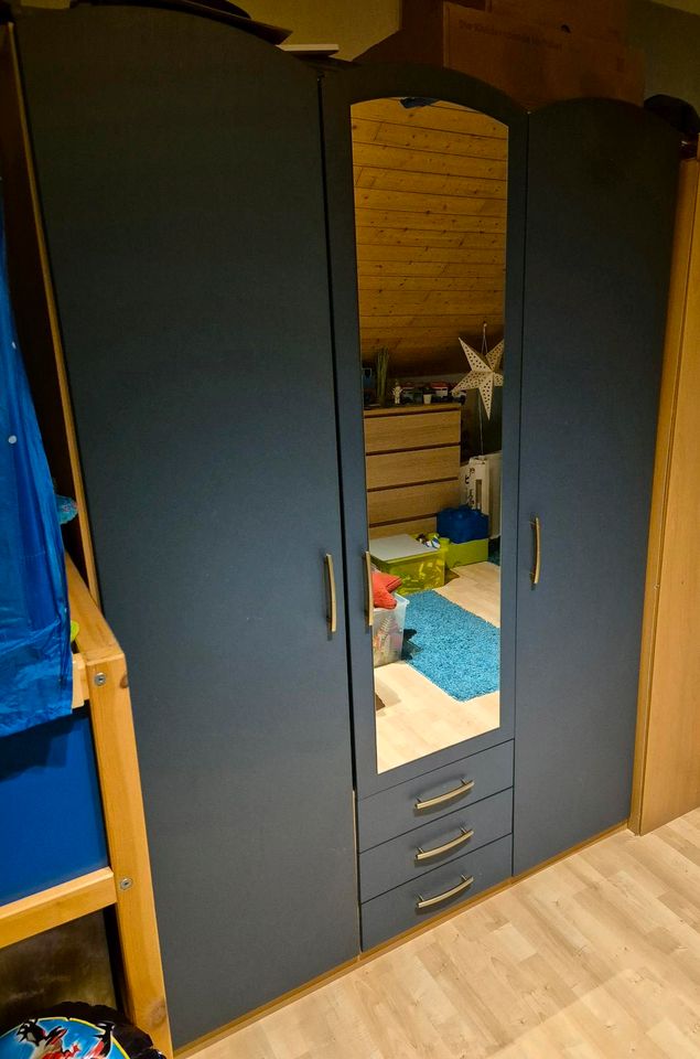 3x Schrank Kinderzimmer/Jugendzimmer, Holzoptik und dunkelblau in Ettenheim