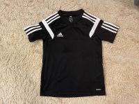 Adidas T-Shirt Sportshirt Gr.140, outdoor dünn, atmungsaktiv Hessen - Lampertheim Vorschau