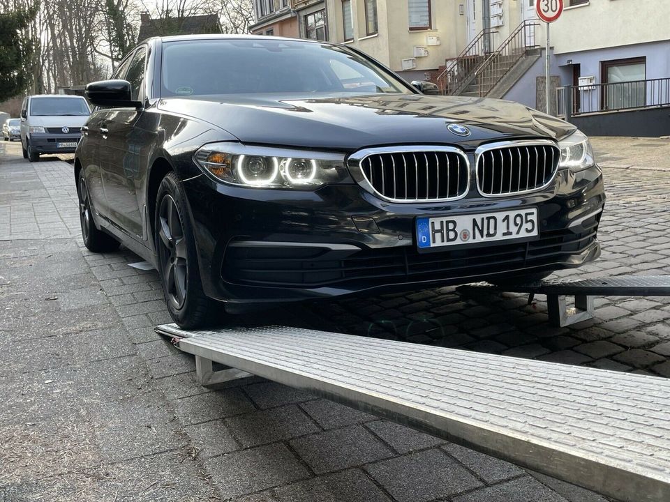 Abschleppdienst Pkw Auto Kfz Traktor Bus Überführung Transporter in Bremen