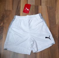 Weiße PUMA Kinder Shorts kurze Hose Sporthose Gr. 140 - NEU - Nordrhein-Westfalen - Dormagen Vorschau