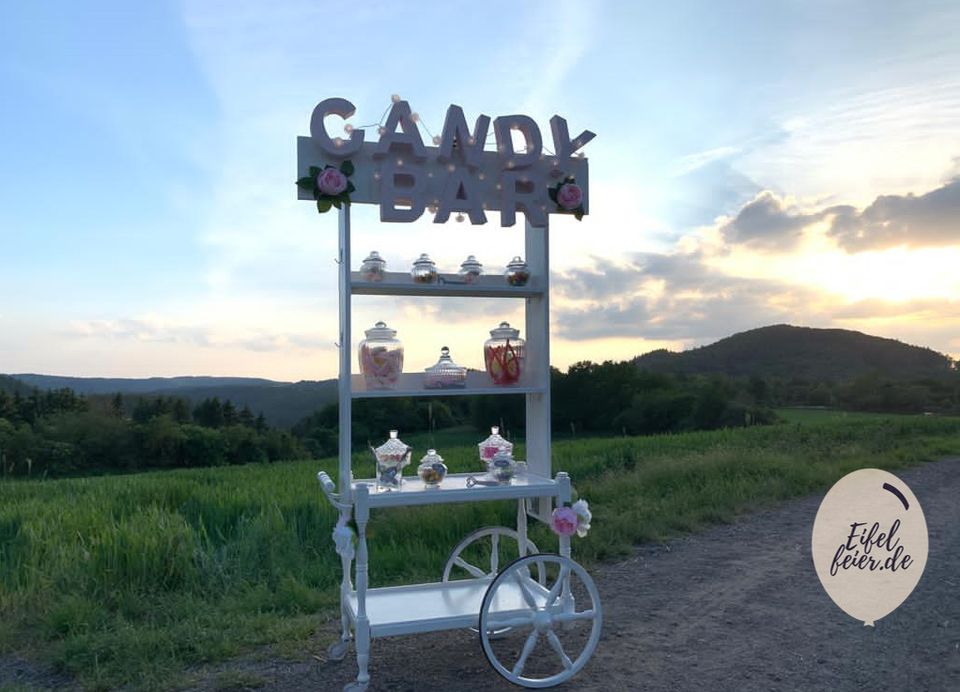 Candybar mieten Hochzeit Party Geburtstag Deko Weiß mit Zubehör in Bell