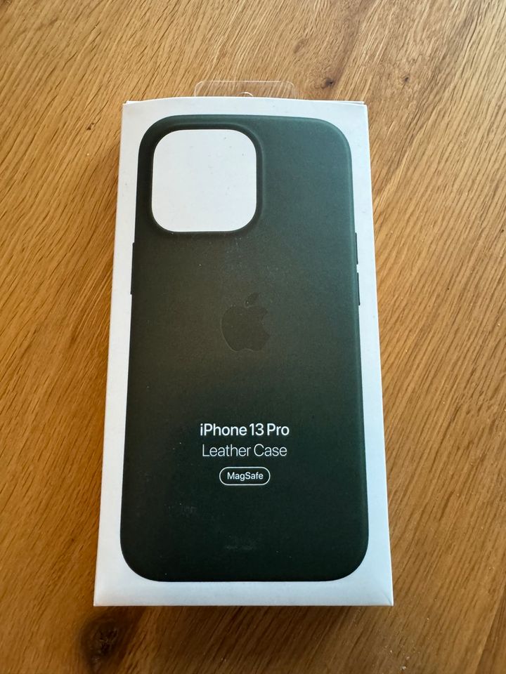 Apple iPhone 13 pro leather case sequoia green in Mülheim (Ruhr)