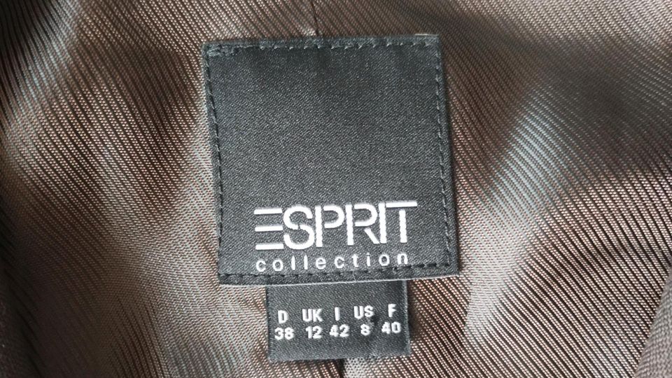 Brauner Blazer von Esprit Top Zustand Gr. 38 in Frankfurt am Main