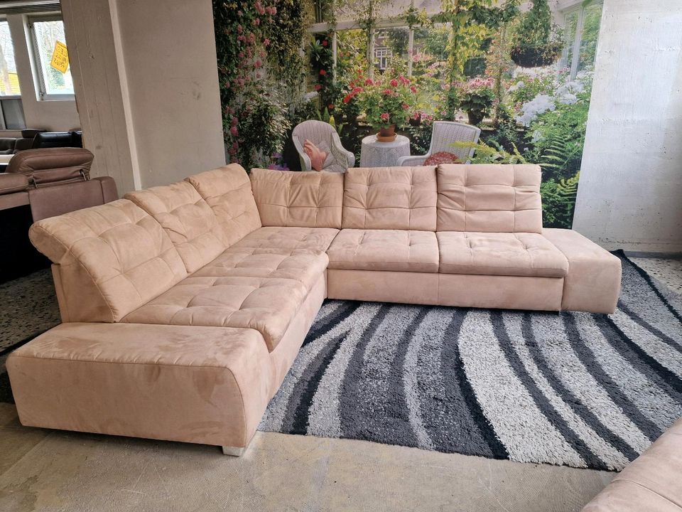 Sit&more Ecksofa Pale mit Polsterhocker N1996 von OTTO Kopfteilverstellung,  Wellenunterfederung, aus Luxus-Microfaser ALTARA NUBUCK® macchiato. OTTO  Polster bis zu -80% der Uvp. in Nordrhein-Westfalen - Hagen | eBay  Kleinanzeigen ist jetzt Kleinanzeigen