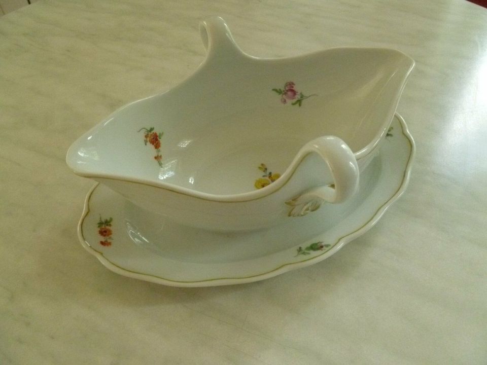 Meissen Porzellan Sauciere Blumenmuster 1. Wahl in Senzig