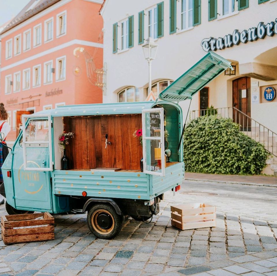 Piaggio Ape - Sektempfang mit "Puntino" für deine Hochzeit in Günzburg