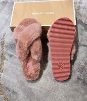 Michael Kors lala slipper Hausschuhe  38 rosa neu kunstpelz Rheinland-Pfalz - Baumholder Vorschau