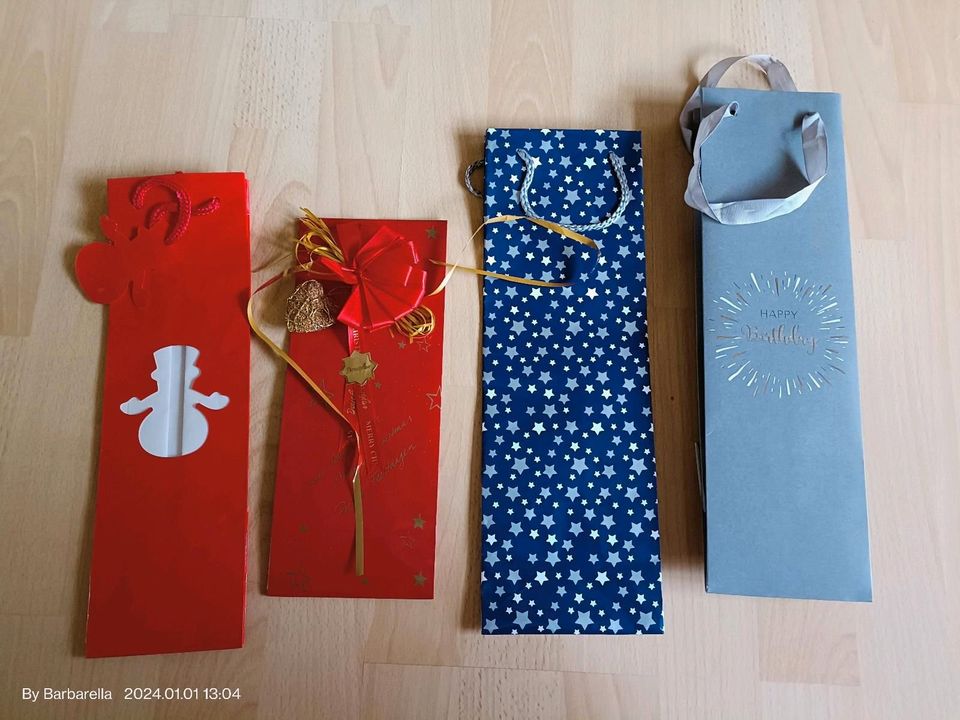 VERSCHENKE : diverse Geschenktüten, Weihnachten Geburtstag in Efringen-Kirchen