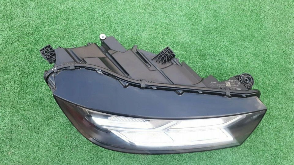 AUDI Q5 80A FULL LED MATRIX SCHEINWERFER  RECHTS   80A941036 in Neu-Isenburg