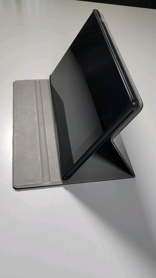 Amazon Tablet Fire HD 10,  10 Zoll, ohne Werbeeinblendungen in Vellberg