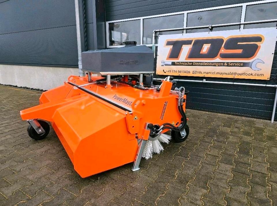 Bema 20 25 30 Kommunal Dual PowerMaster Kehrmaschine Jumbo 580 in Goch