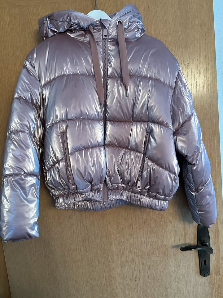 Zara Winterjacke Daunenjacke Gr. XS Rose metallic NEU in Edemissen