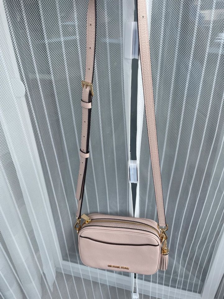 Tasche michael kors in Leverkusen