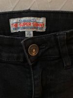 Super skinny Jeans schwarz 170 CundA Herzogtum Lauenburg - Wentorf Vorschau