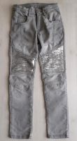 Graue Jeans mit Silber Pailetten / Gr. 128 / Hose Sachsen - Wyhratal Vorschau