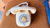 DDR Telefon mit Wählscheibe Sachsen - Thiendorf Vorschau