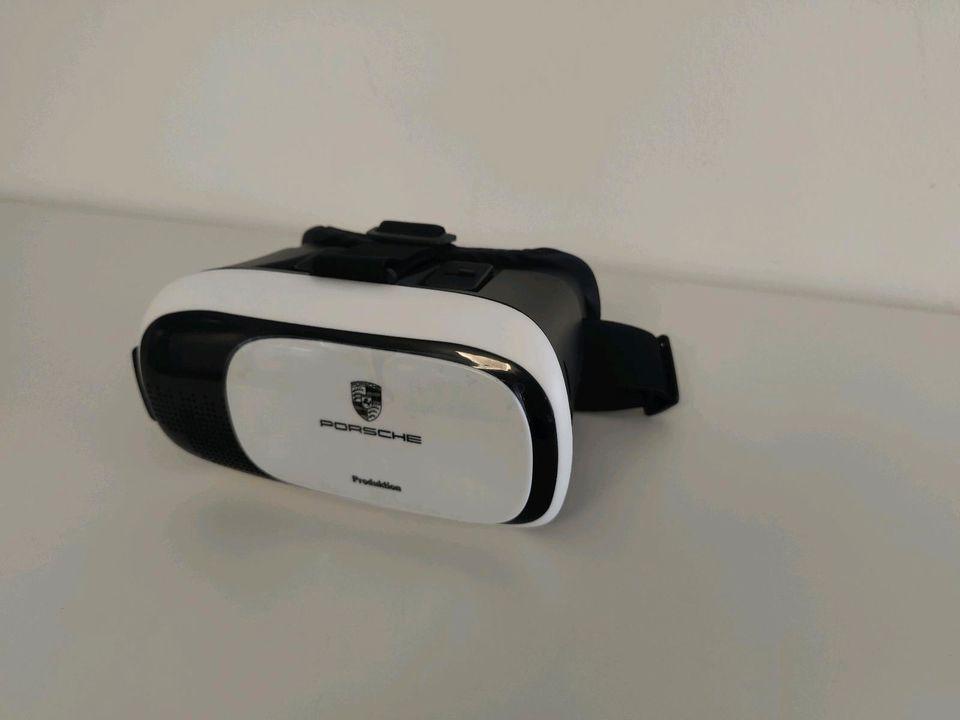 Porsche VR Brille für Smartphone in Frankfurt am Main