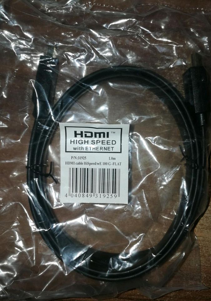 Hdmi Kabel flach 1m in Sereetz