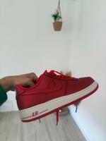 Nike Air Rot Sonderedition Wuppertal - Oberbarmen Vorschau
