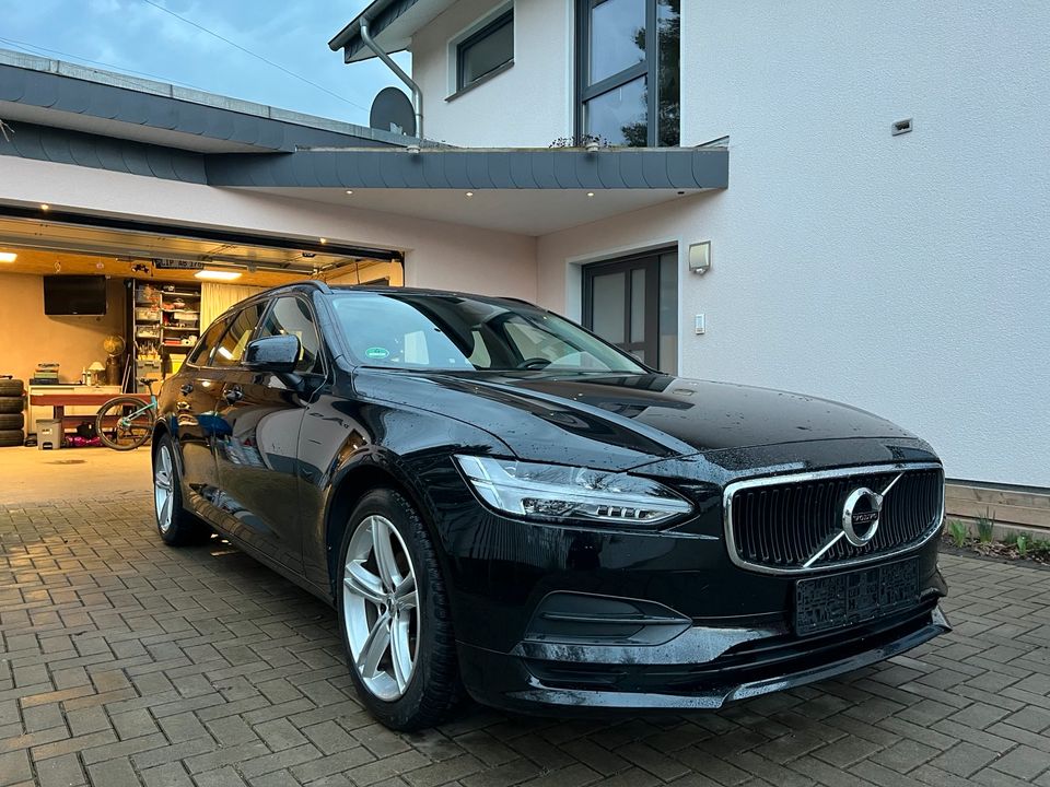 Volvo v90 D4 in Lemgo