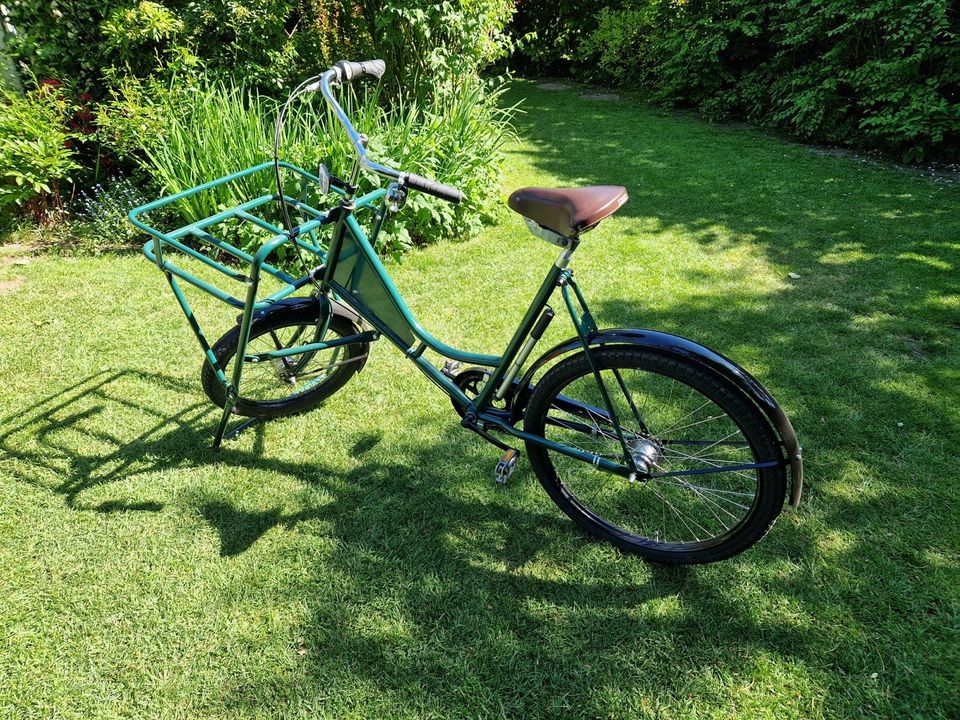 Lastenrad Oldtimer Werbeträger in Quakenbrück