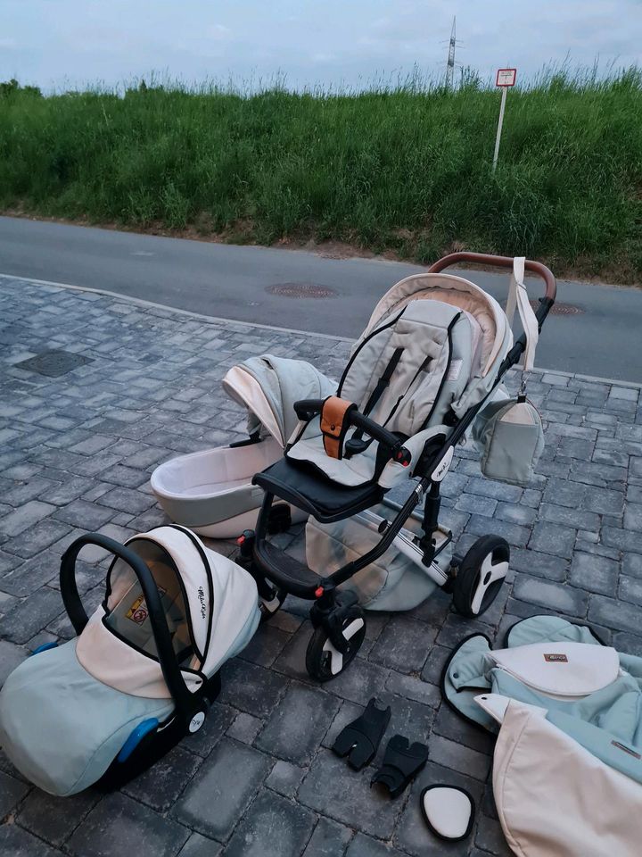 Kombi-Kinderwagen in Harth-Pöllnitz