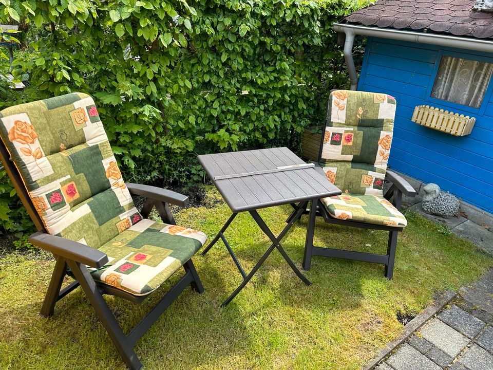 Gartenmöbel Tisch Gartenstuhl Balkon Terrasse Camping neuwertig in Werne