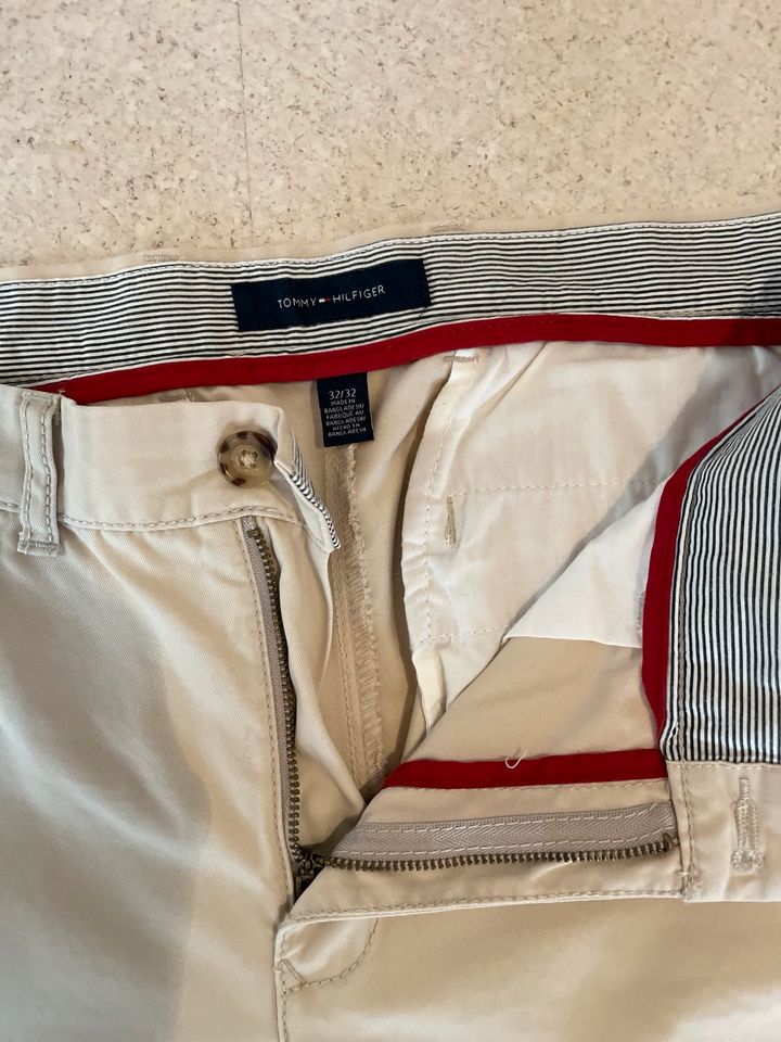 Tommy Hilfiger Hose #32/32 in Borkwalde