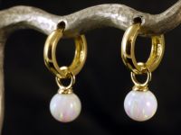 333 Gold kleine Creolen mit Opal Kugel Einhänger 6 mm 17 mm Länge Nordrhein-Westfalen - Altena Vorschau