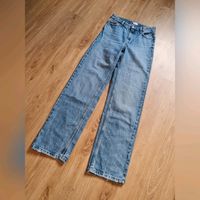 BREITE JEANS ❤️ 34/XS HIGHWAIST BERSHKA MOMJEANS GERADE GESCHNITT Düsseldorf - Vennhausen Vorschau