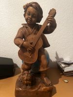 Holzfigur Kind mit Gitarre Hessen - Heidenrod Vorschau