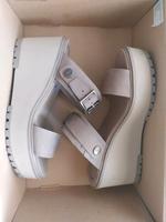 neue Timberland Schuhe / Sandalen *ungetragen* Nordrhein-Westfalen - Alsdorf Vorschau