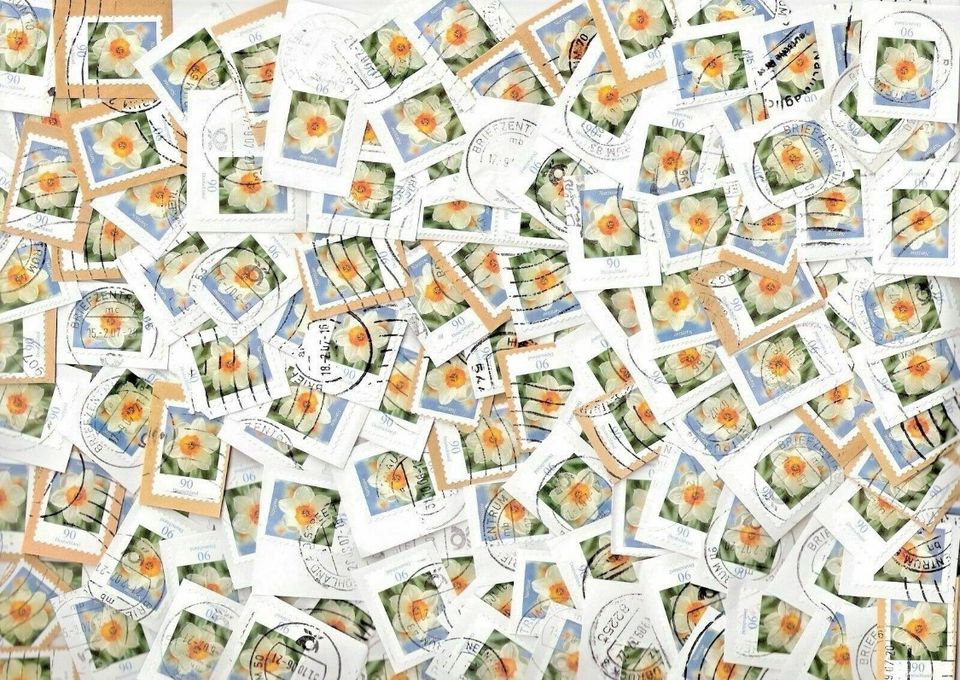 125 Briefmarken ,Narzisse 0,90 €, gestempelt in Köln