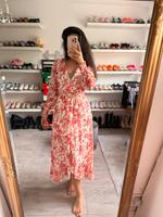 Blumenkleid Midikleid Größe 36 Hessen - Maintal Vorschau